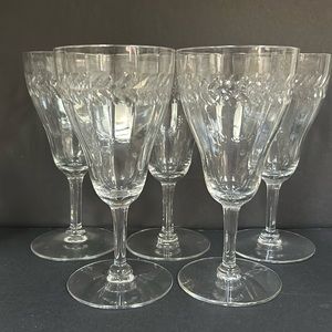 Bryce Laurel Wreath Etched Optic Wine ,Water Glasses